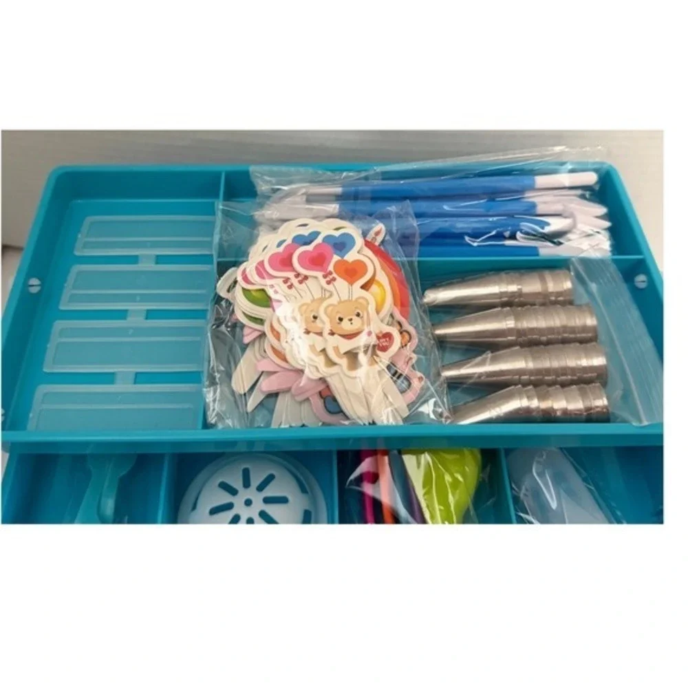 Cake Decorating Kit 100+ Pcs 3-Tier‎ Storage Box Piping Tips Russian Tips Blue